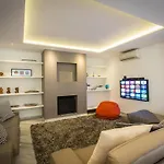 Casa Eucalyptus Family Home